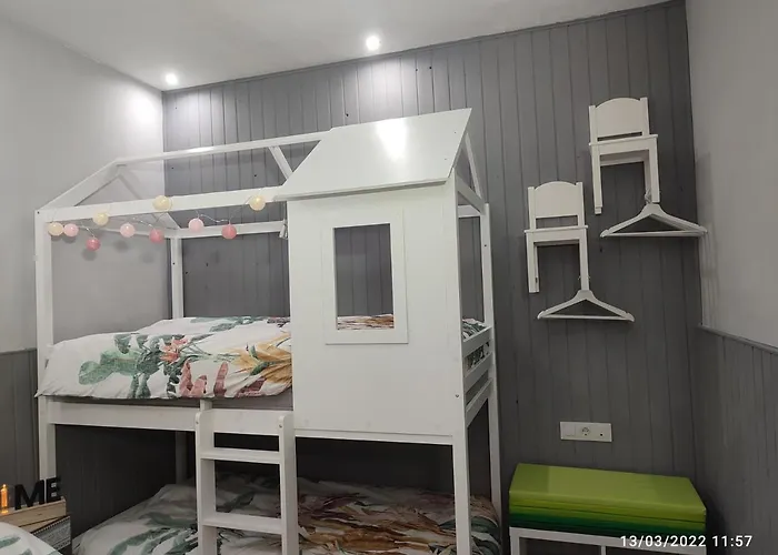 Suenos De Azahar: Palacio Viana With Wifi And Parking * Cordoba