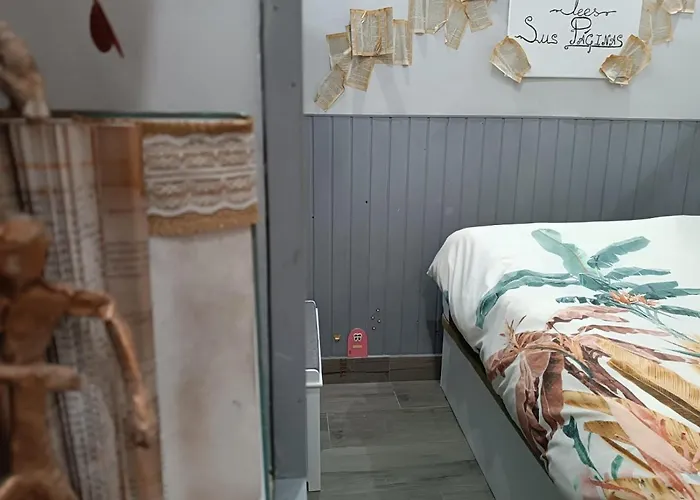 Suenos De Azahar: Palacio Viana With Wifi And Parking Apartment